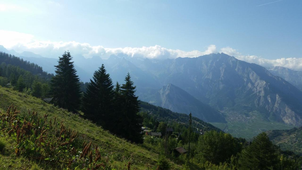 Appartement O Bouleau La Tzoumaz Bagian luar foto